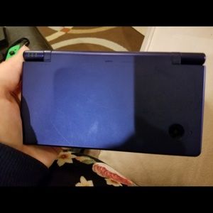 COPY - DSi blue with case and games